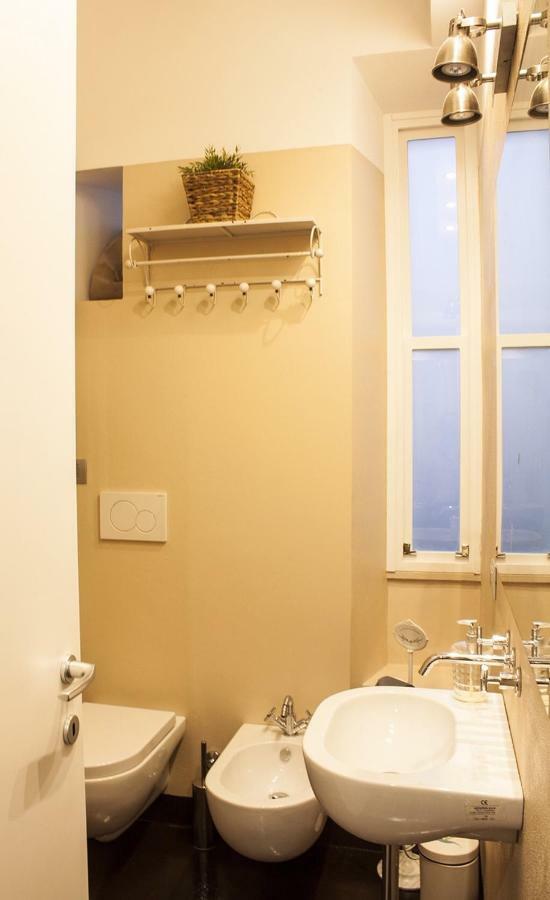 Splendid House In Trastevere Рим Экстерьер фото